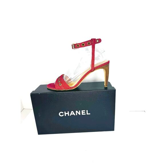 Vintage Chanel Red Canvas Sandals Heels IT 39  Grommet Ankle Strap CC Logo - Picture 11 of 12